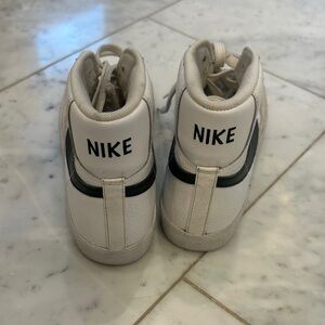 Nike Kids White and Black Sneakers